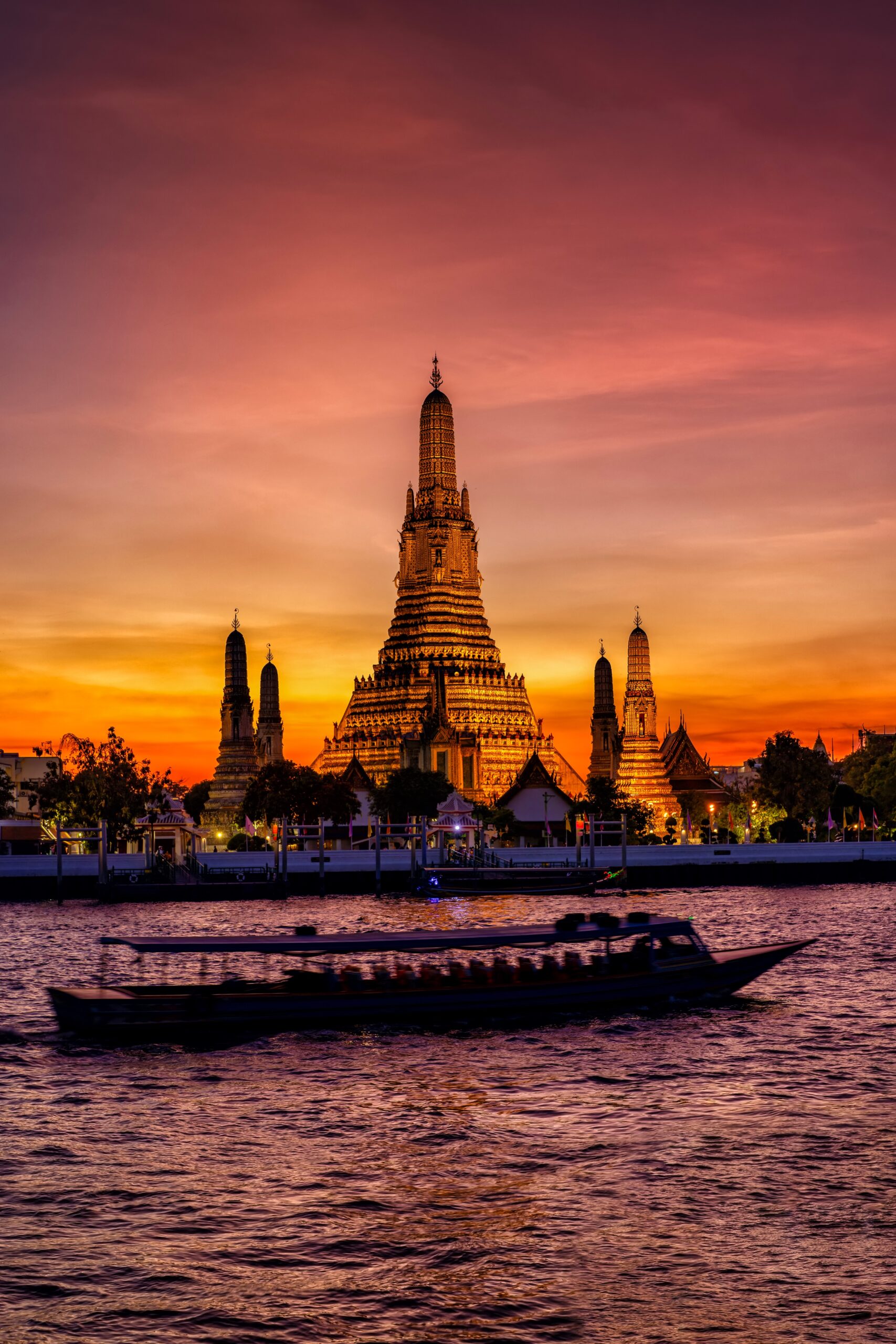 Bangkok luxury tour and travel package in budget